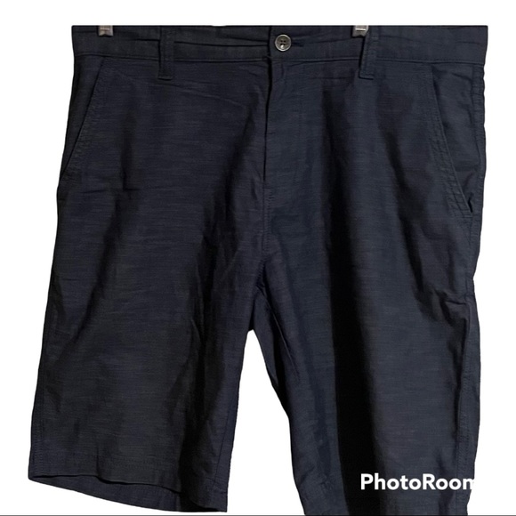 Calvin Klein Jeans Men’s Shorts Pockets Size 34 Summer Beach Casual Wear NWOT - Picture 2 of 12